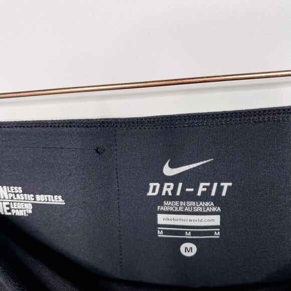 Nike Womens Medium M Black Red Dri Fit Cropped Capri Leggings Workout Activewear - Picture 5 of 10